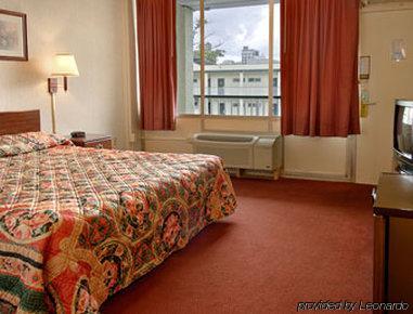 Western Inn Downtown Erie Zimmer foto
